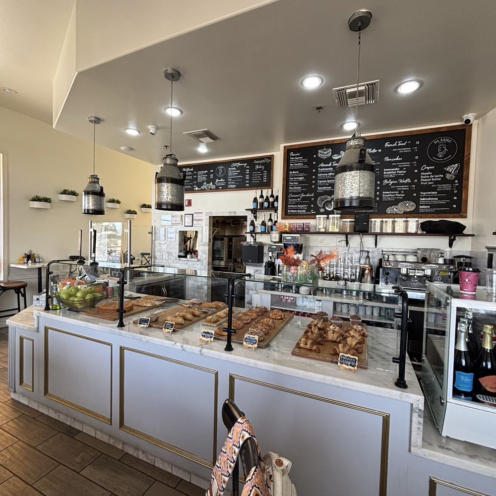 Da Remo - Inside - Coffee & Tea Near Me - Henderson, Nevada Da Remo - Inside - Coffee & Tea Near Me - Henderson, Nevada