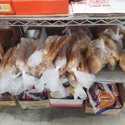 Hung Phat Grocery by null