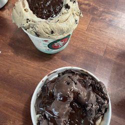 Oh Sugar - Double scoop treats in cups.