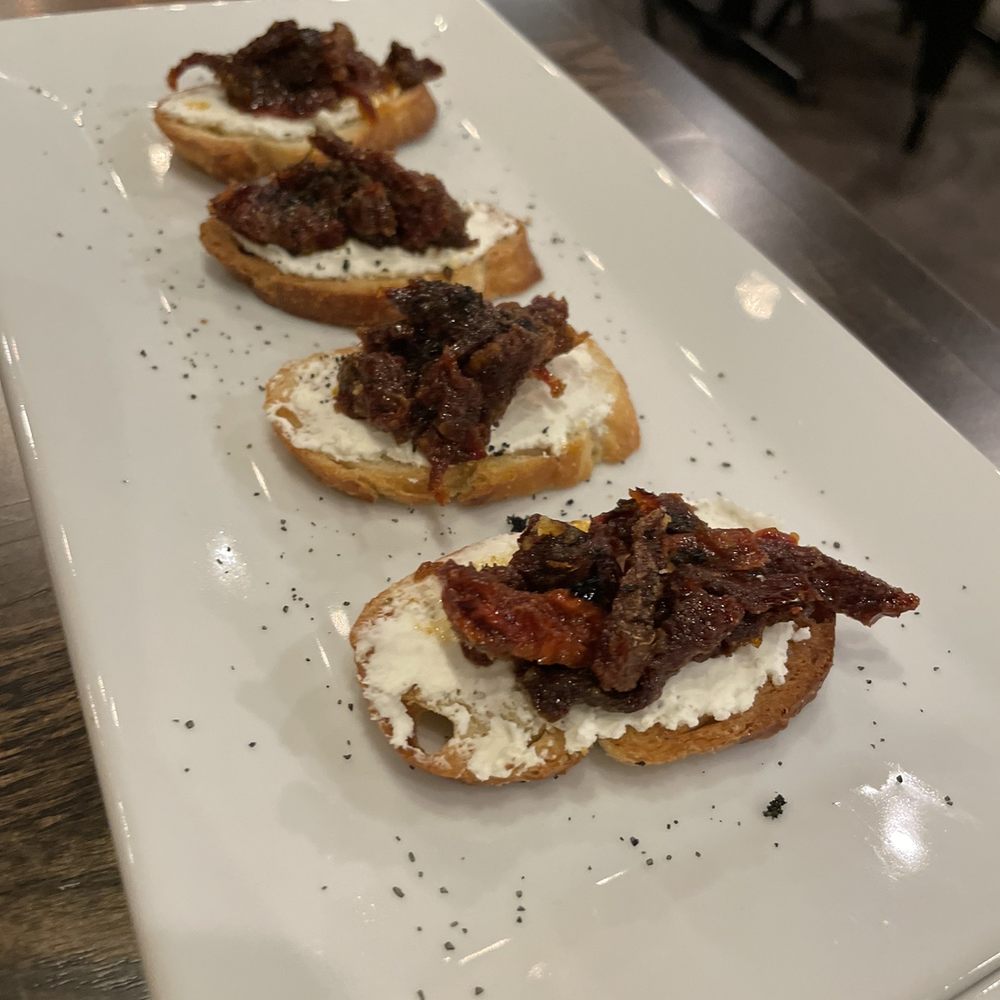 Goat Cheese & Sun-Dried Tomatoes