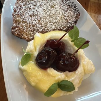 Hippo - Buttercake with cherry-topped crème fraîche - American Near Me - Los Angeles, California Hippo - Buttercake with cherry-topped crème fraîche - American Near Me - Los Angeles, California