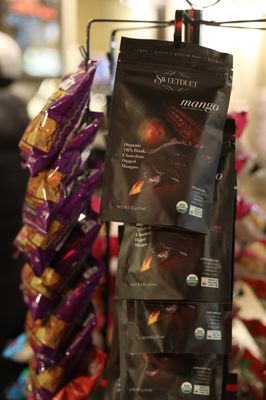 BUZZ wine beer bottleshop & bar by null