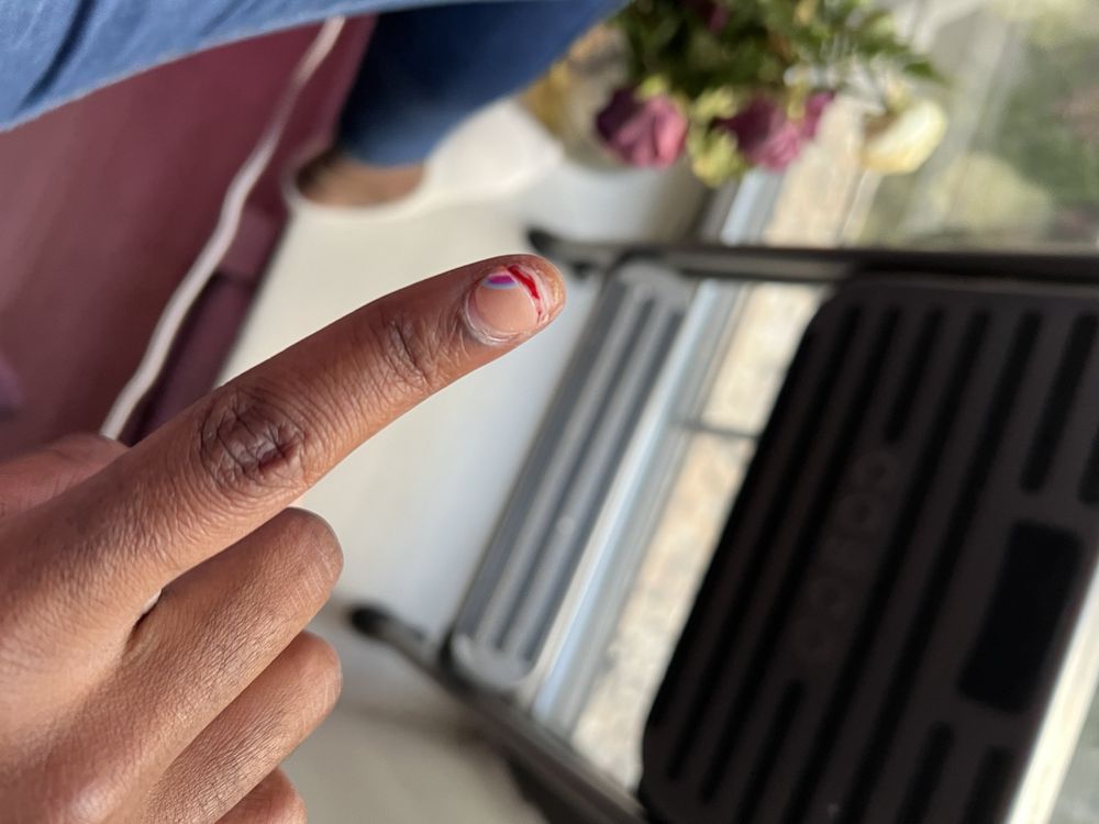 Bling Bling Nail Salon