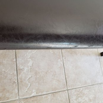 Power Moving 24/7 - Several scratches on our dining room bench. - Movers Near Me Power Moving 24/7 - Several scratches on our dining room bench. - Movers Near Me