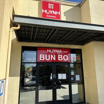 Huynh Dining - Entrance - Vietnamese Near Me - San Jose, California Huynh Dining - Entrance - Vietnamese Near Me - San Jose, California