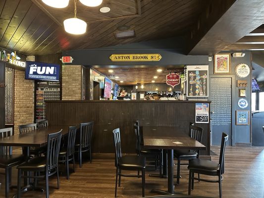 Union Jack Pub by null