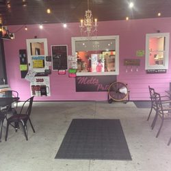 Melts Ice Cream Shoppe - New!! Enclosed patio