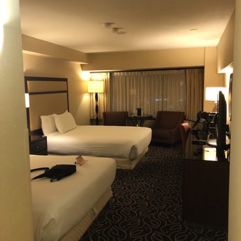 Stadium Bar - Casinos Near Me - Reno, Nevada