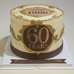 VIntage  Cake