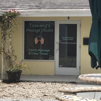 Tommy Massage Studio - Front door - Massage Near Me - West Palm Beach, Florida Tommy Massage Studio - Front door - Massage Near Me - West Palm Beach, Florida