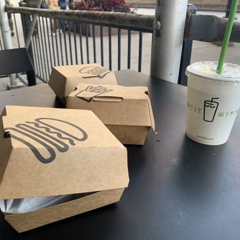 Shake Shack Chicago Athletic Association - Fast Food Near Me - Chicago, Illinois Shake Shack Chicago Athletic Association - Fast Food Near Me - Chicago, Illinois