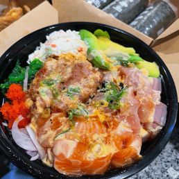 Spicy Tuna Handroll