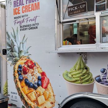 Main & Mango - Truck advert - Ice Cream & Frozen Yogurt Near Me - Clarence, New York
