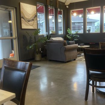 Taylor Ray’s Cafe Hawks Prairie - Inside the Café, with a cozy corner to enjoy your coffee. - Coffee & Tea Near Me - Lacey, Washington