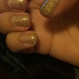 Example. Look at the pinky nail. It's only been a week. Pretty ridiculous for the price.
