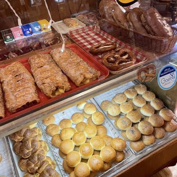 Heidelberg Haus - Bakeries Near Me - Indianapolis, Indiana Heidelberg Haus - Bakeries Near Me - Indianapolis, Indiana