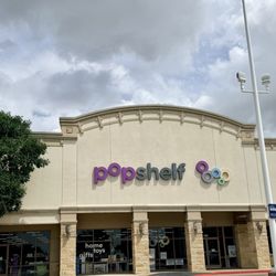pOpshelf - Front of store