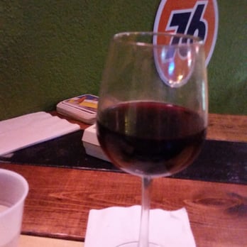 Hampton Station - Small amounts of wine. - Pizza Near Me - Tampa, Florida Hampton Station - Small amounts of wine. - Pizza Near Me - Tampa, Florida