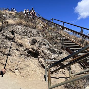 Diamond Head Lookout - Diamond head trail - Parks Near Me - Honolulu, Hawaii