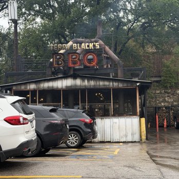Terry Black's Barbecue - Smokehouse - Barbeque Near Me - Austin, Texas Terry Black's Barbecue - Smokehouse - Barbeque Near Me - Austin, Texas