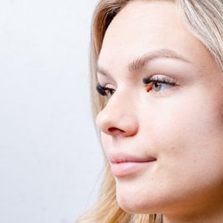Eyedolize - Hybrid Eyelash Extensions
