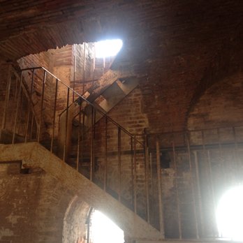 Torre delle Ore - stairs leading up, it is a nice exercise - Landmarks & Historical Buildings Near Me - Lucca, LU