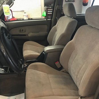 Liberty Bay Auto  - Interior - Auto Repair Near Me - Poulsbo, Washington