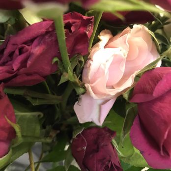 Liz Lee Flowers - Florists Near Me - Vernon Hills, Illinois