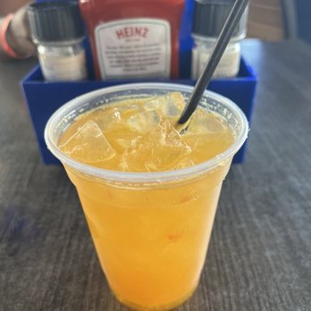 Nicks Fish House - Cocktail - Seafood Near Me - Baltimore, Maryland