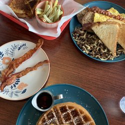 A Divine Encounter Café - Breakfast