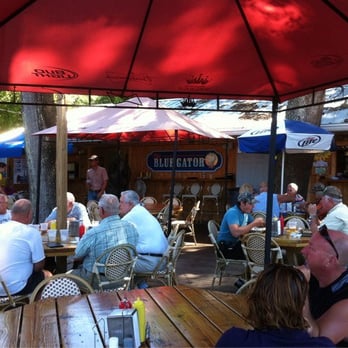 The Blue Gator - The deck at The Blue Gator - Seafood Near Me - Dunnellon, Florida