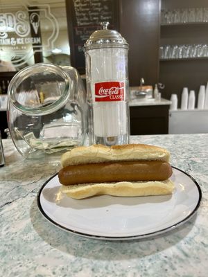 Reds Soda Fountain and Ice Cream by null