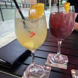 Abanico Tapas Bar Restaurant & Music - Sangrias: white & red