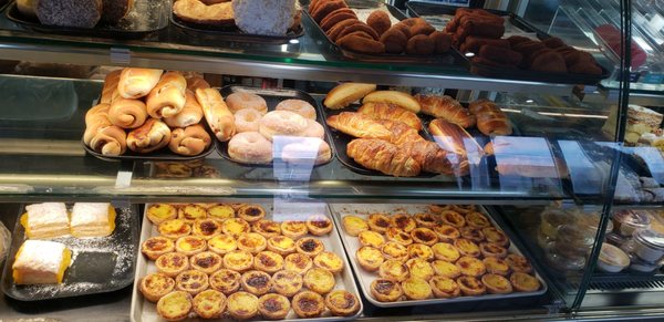 Nova Era Bakery by null