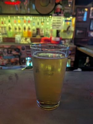 Don's Club Tavern by null