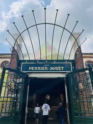 Perrier-Jouet by null