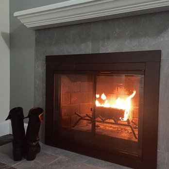 Colton Inn - Loved the wood-burning fireplace in my room! - Hotels Near Me - Monterey, California Colton Inn - Loved the wood-burning fireplace in my room! - Hotels Near Me - Monterey, California