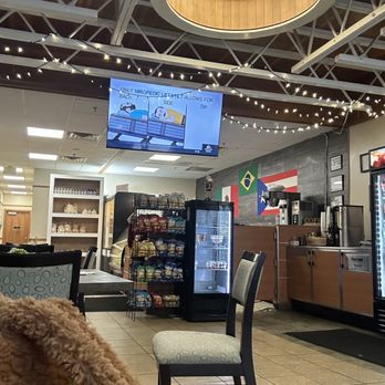La Central Bakery And Cafe - Bakeries Near Me - Worcester, Massachusetts