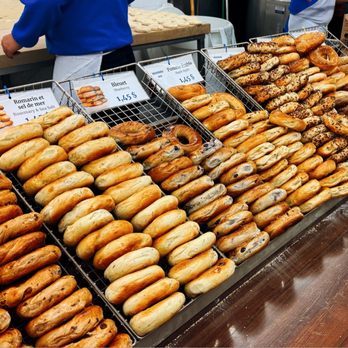 St-Viateur Bagel - carbs - Bagels Near Me - Montreal, Quebec St-Viateur Bagel - carbs - Bagels Near Me - Montreal, Quebec