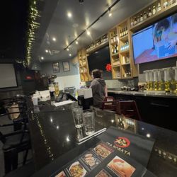 Iza Robata - Bar area