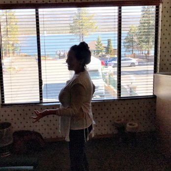Big Bear Yoga - Lisa Ann's yoga class at Lagonita Lodge for guests; great way to start the day! - Yoga Near Me - Big Bear City, California