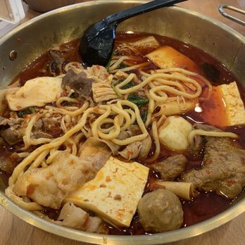 Mala Town - Set with Sichuan Style Soup Base 川式冒菜汤底套餐 - Ramen Near Me - Milpitas, California Mala Town - Set with Sichuan Style Soup Base 川式冒菜汤底套餐 - Ramen Near Me - Milpitas, California