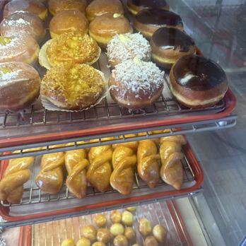 Golden Donuts - Winners! =D - Donuts Near Me - Fresno, California Golden Donuts - Winners! =D - Donuts Near Me - Fresno, California