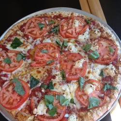 Chris' Pizza Village
