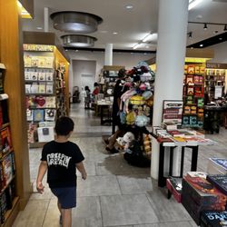 Barnes & Noble