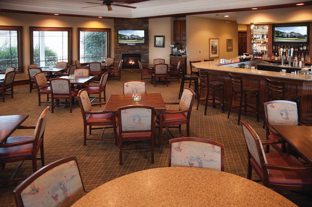 AVALON COUNTRY CLUB Updated July 2024 23 Photos & 13 Reviews 700 Turnberry Cir, Lenoir