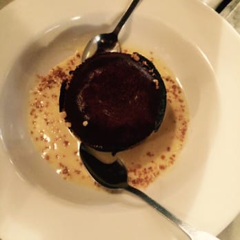 L'Ami Pierre - Molten chocolate cake - French Near Me - Paris, 75