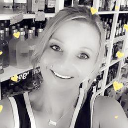 I have been working here for about a month and I really love the customer's and every one is super friendly .