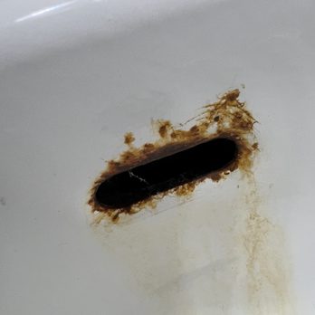 MAA Fleming Island - Rusted bathroom sick with mold growing inside and terrible smell - Apartments Near Me - Fleming Island, Florida