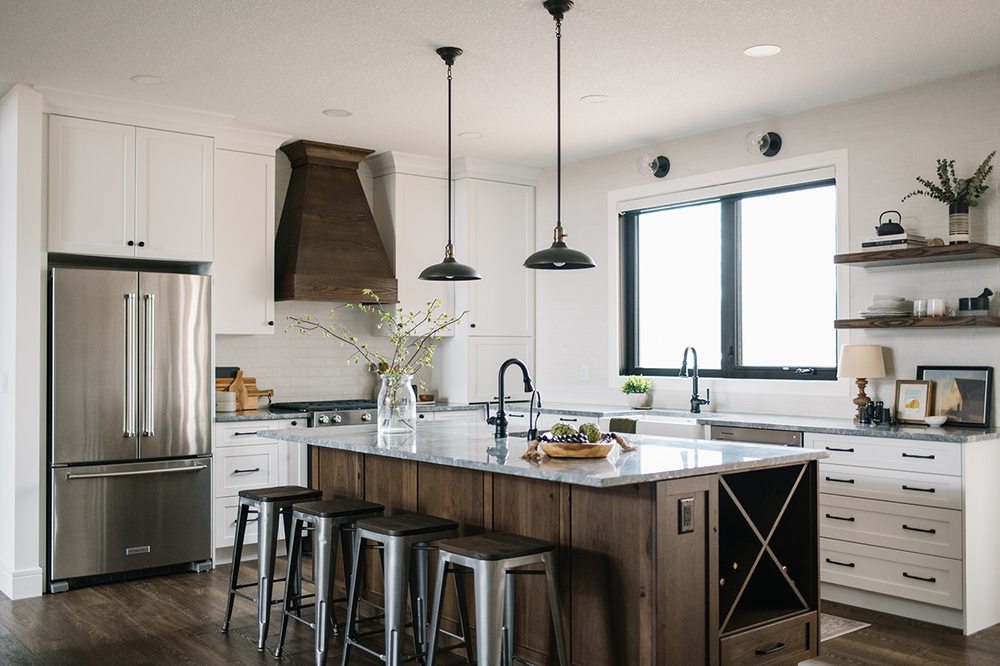 SUPERIOR EDMONTON Updated October 2024 42 Photos 11045